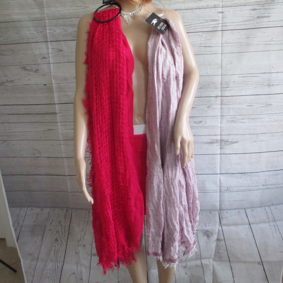 NWT - 2 scarves/shawls made by Apt. 9 /D&Y - Picture 2 of 3